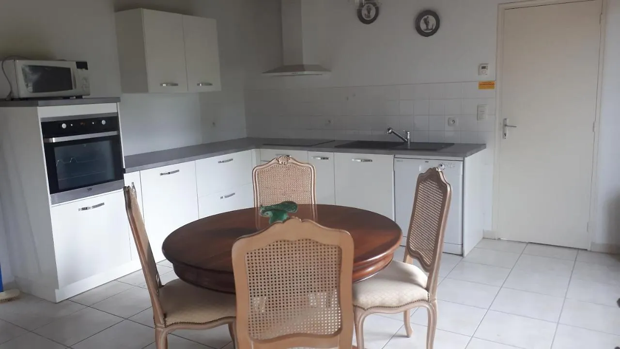Gite De Bon Air Sens-de-Bretagne Apartment