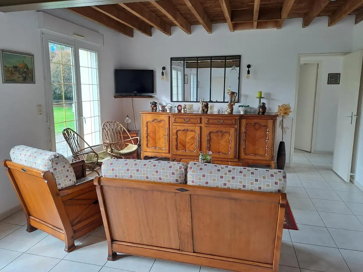 Gite De Bon Air Sens-de-Bretagne Apartment